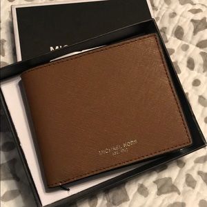 Michael Kors slim bi-fold wallet